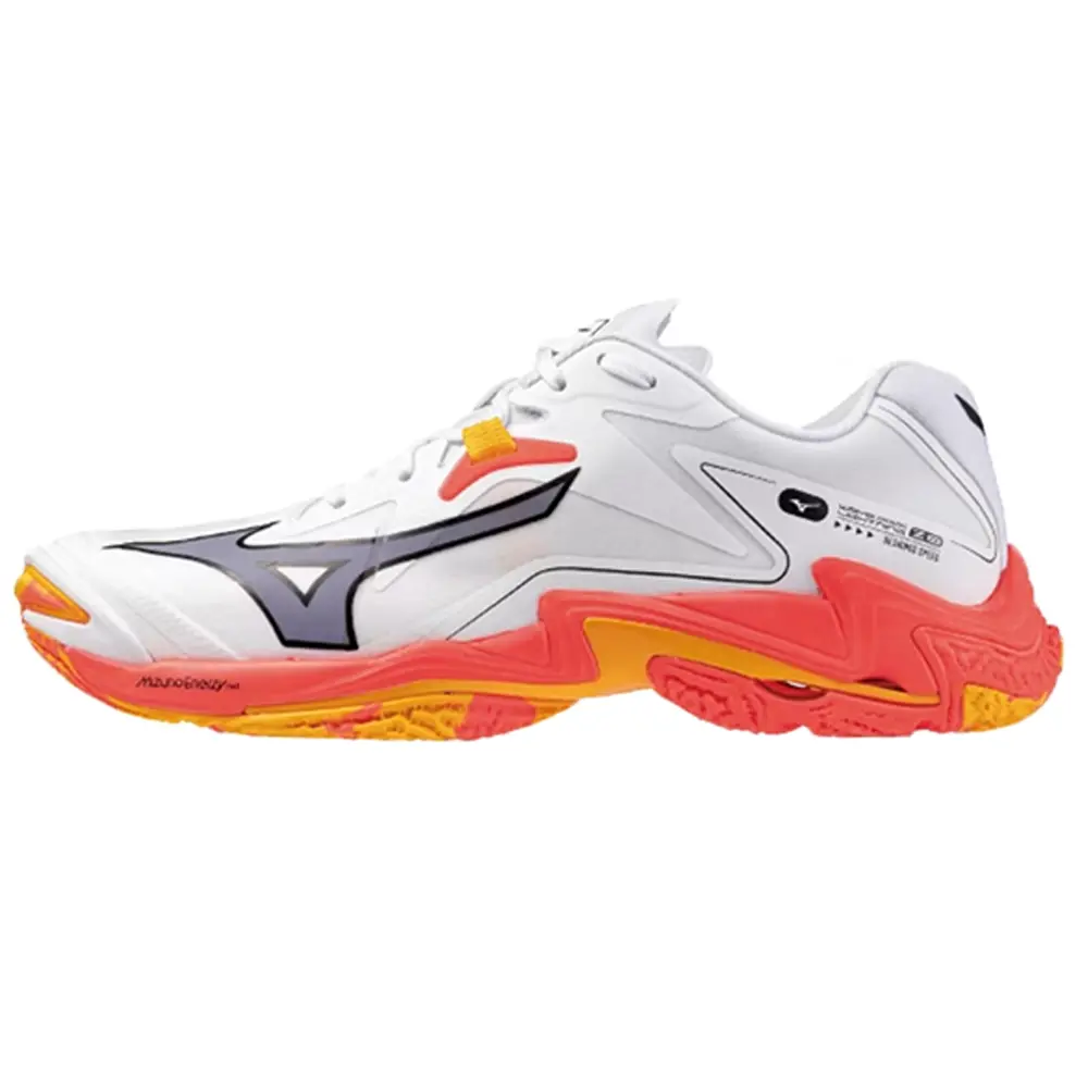 Mizuno | WAVE LIGHTNING Z8 (23.5)